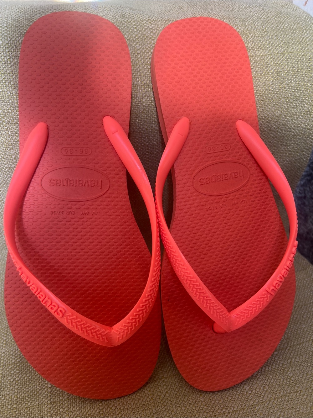 Havaianas Women's Slim Flip Flops in Coral US 6W EU 37/38